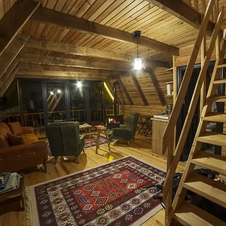 Ağaç Ev Bungalov Kamp alanı Trabzon