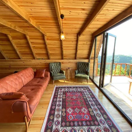 Kamp alanı Ağaç Ev Bungalov Trabzon